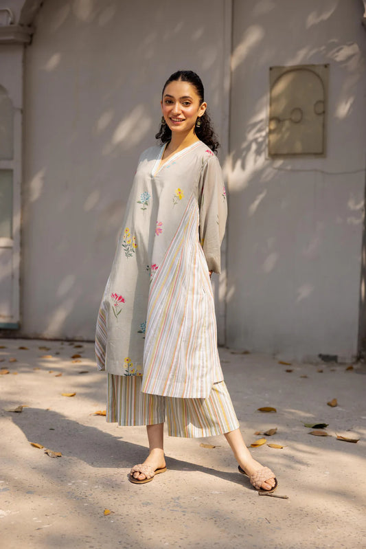 Floral Stripe Kurta Set with Straight Pants