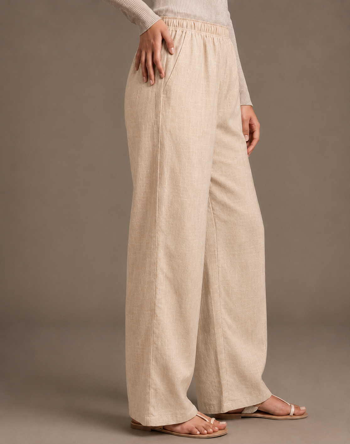 Women's Solid Beige Wide-Leg Pants