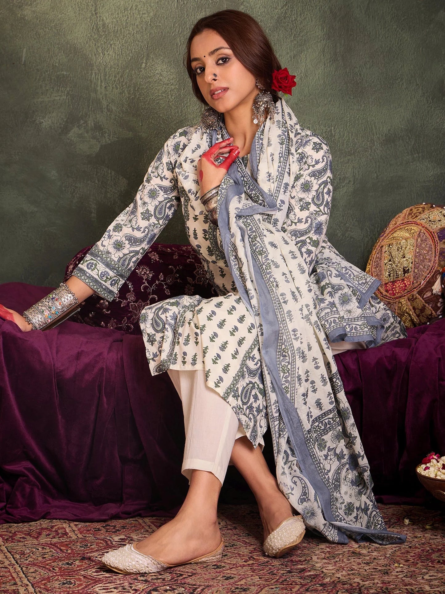 Elegant Hand Block Printed Cotton Kurta Set with Dupatta – Grey & White