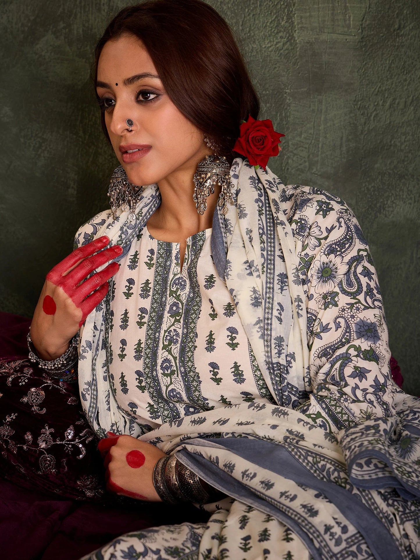 Elegant Hand Block Printed Cotton Kurta Set with Dupatta – Grey & White