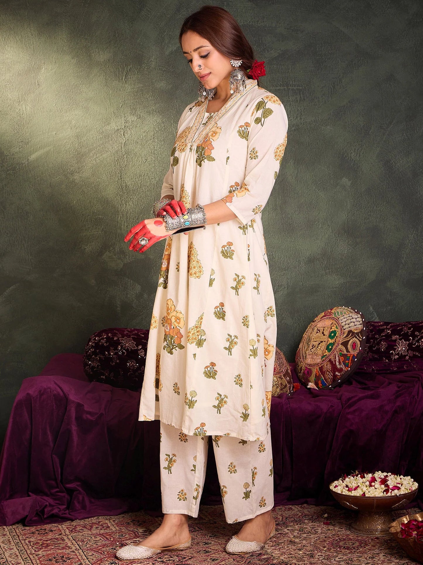 Off-White Floral Handblock Printed Cotton Kurta Set