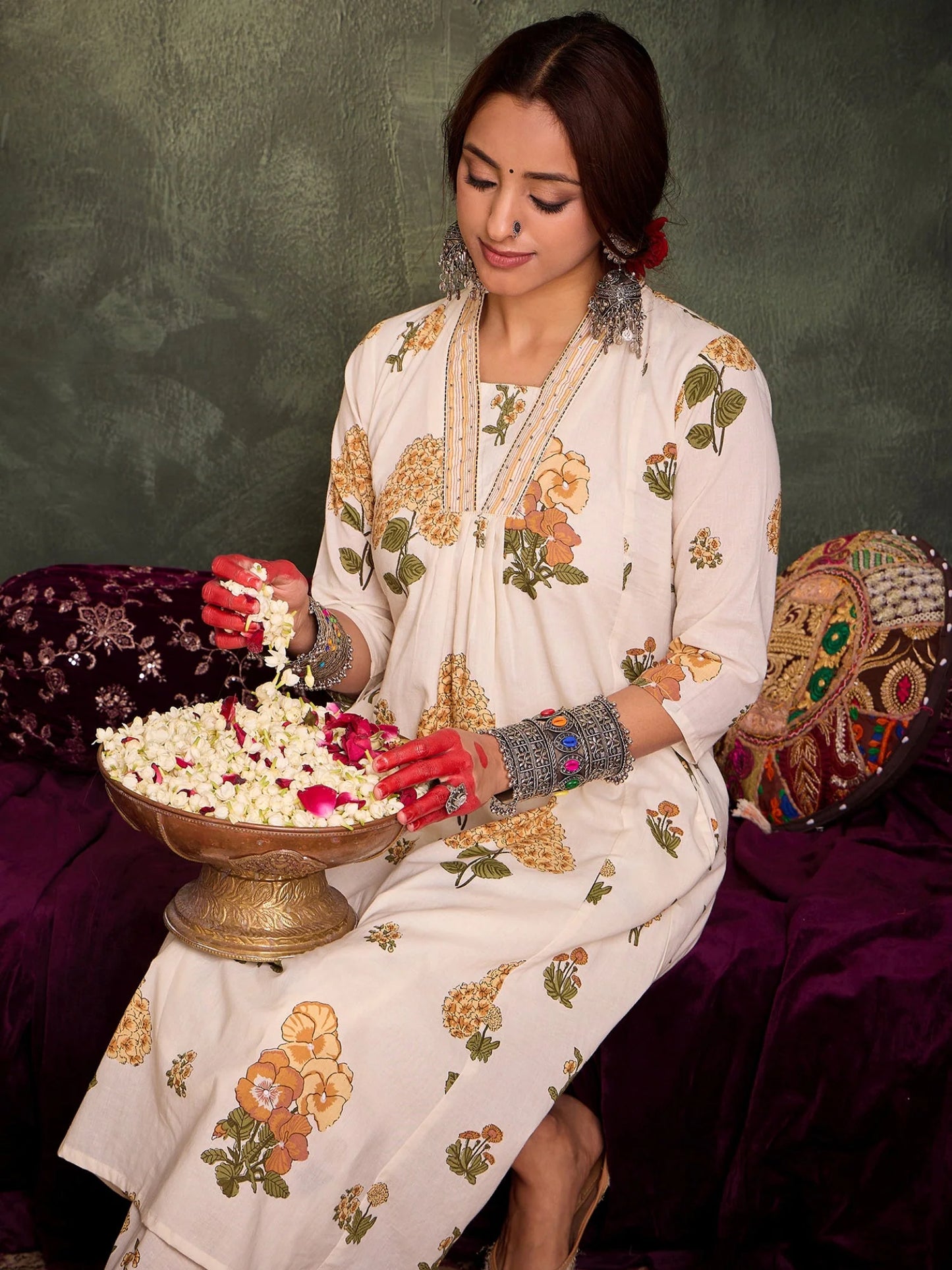 Off-White Floral Handblock Printed Cotton Kurta Set