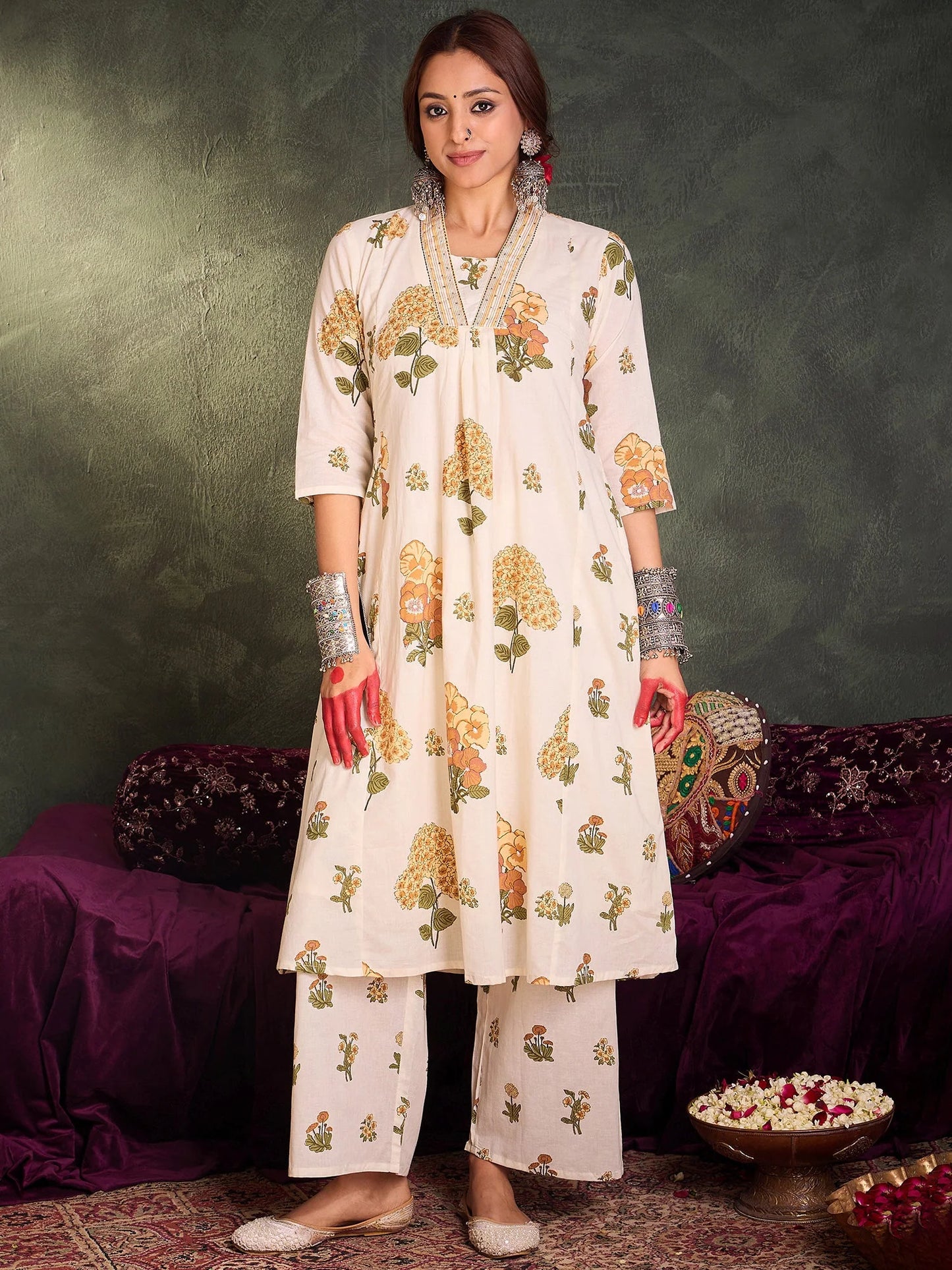 Off-White Floral Handblock Printed Cotton Kurta Set