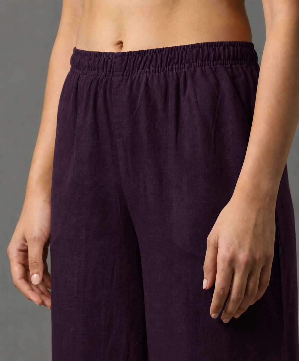 Women's Solid Dark Plum Wide-Leg Pants