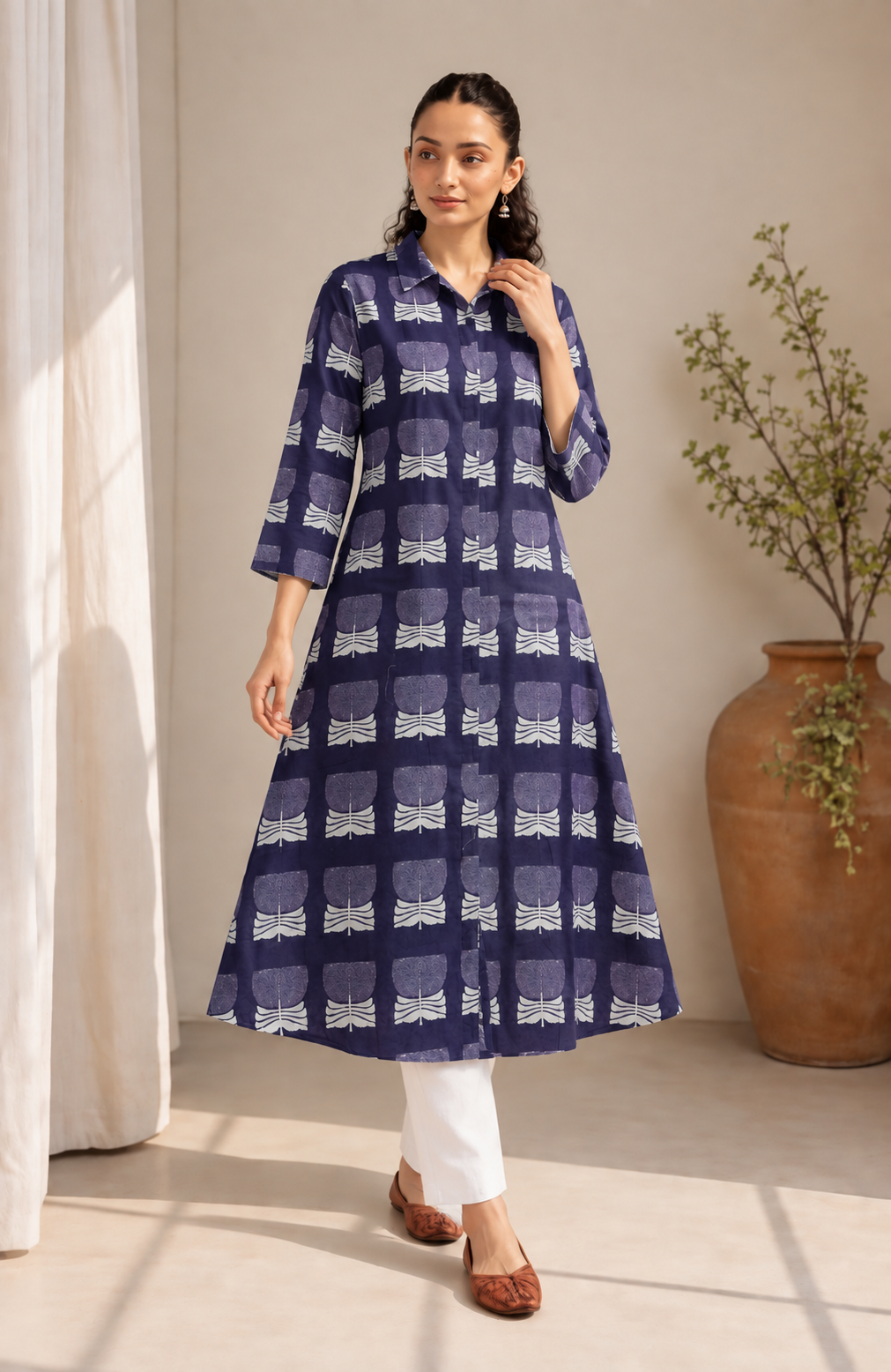 Women's Black & White Printed Cotton A-Line Kurta