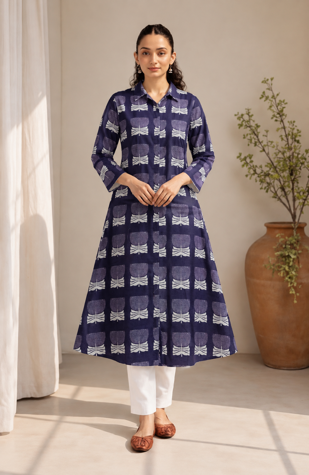 Women's Black & White Printed Cotton A-Line Kurta