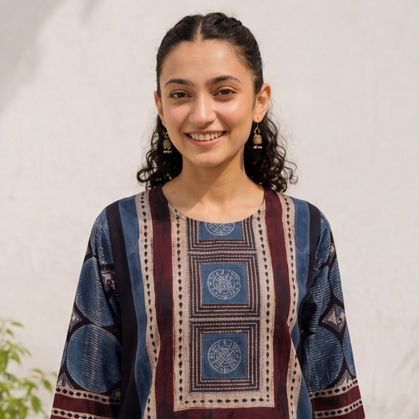 Women's Navy Blue Printed Cotton Straight Kurta