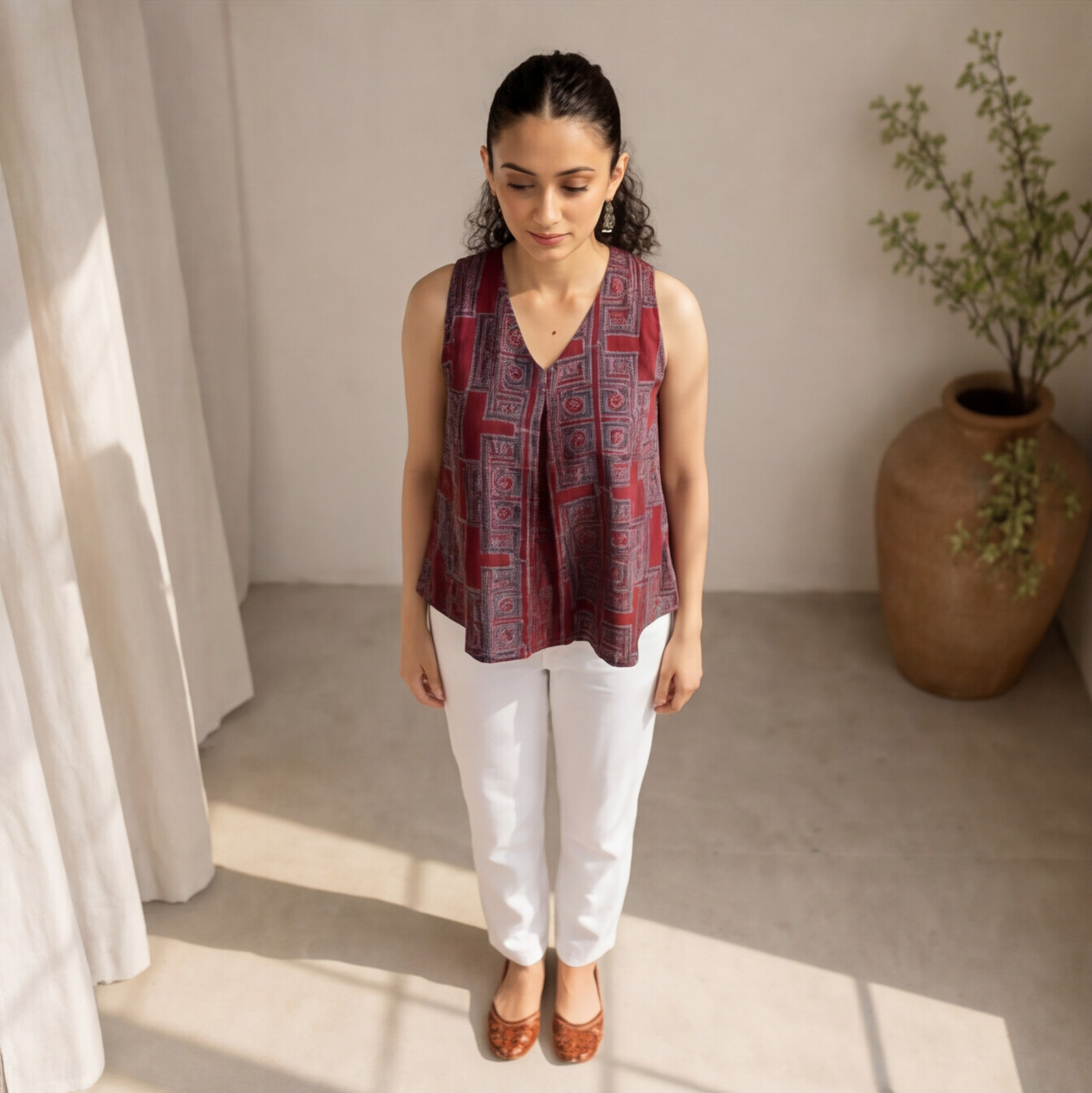 Women's Maroon Printed Sleeveless Cotton Top