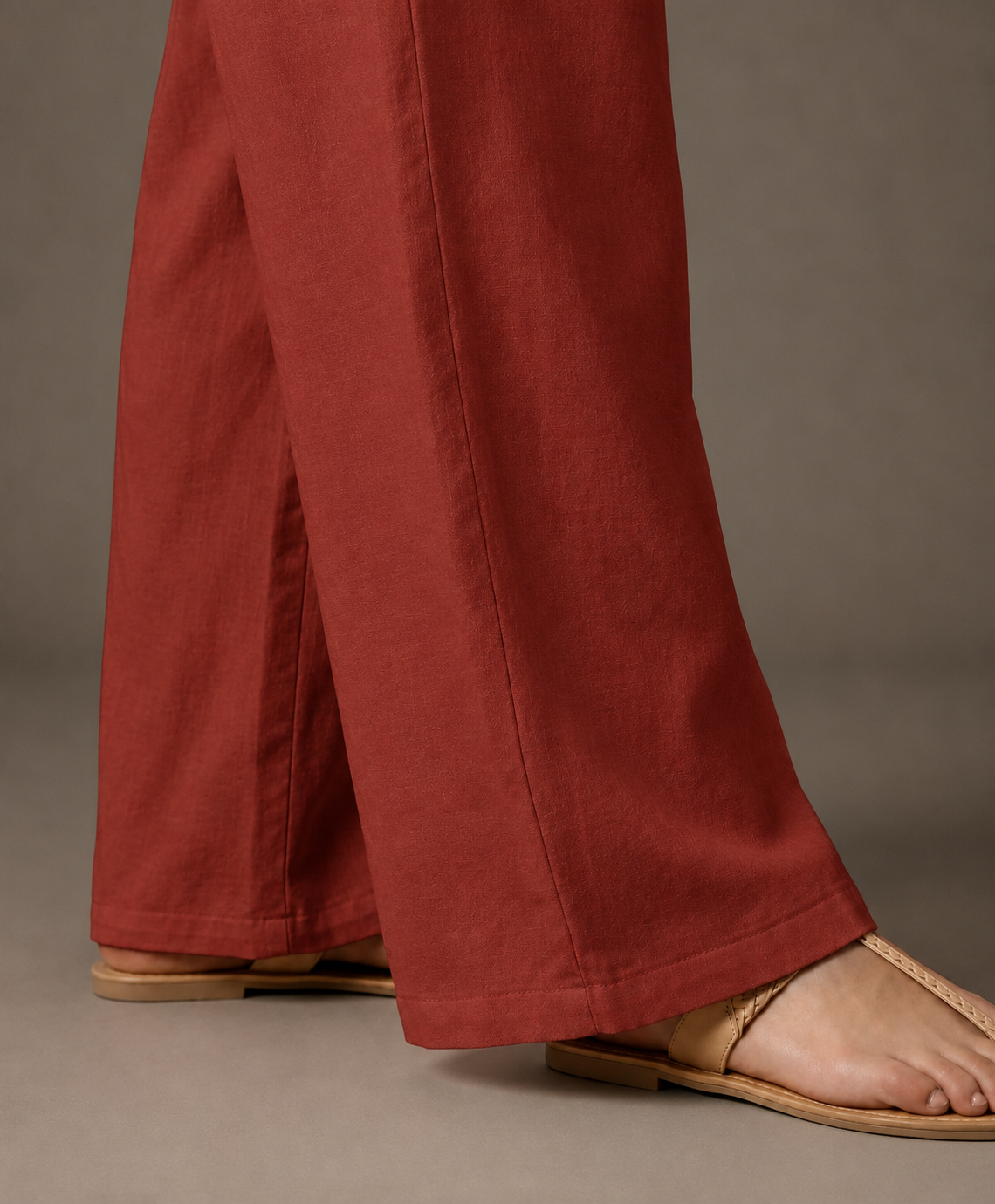 Women's Solid Brick Red Wide-Leg Pants
