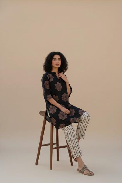 Elevate your everyday style with this effortlessly chic kurta set